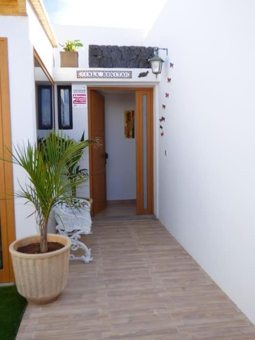 Villa La Isla By Rentaholidayslanzarote Playa Blanca  Eksteriør bilde