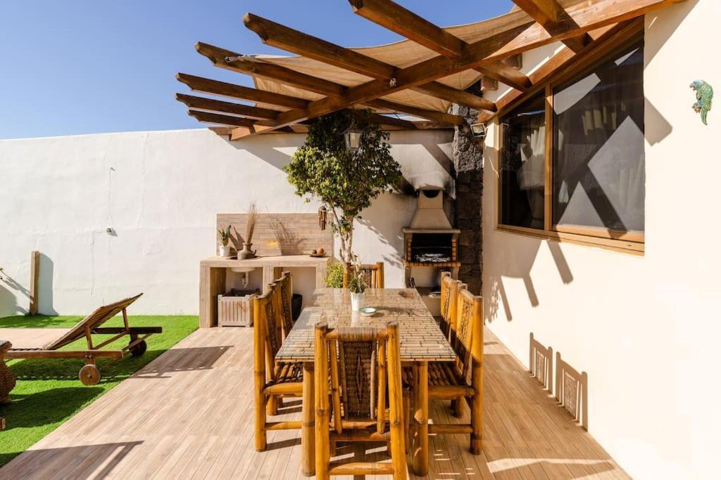 Villa La Isla By Rentaholidayslanzarote Playa Blanca  Eksteriør bilde